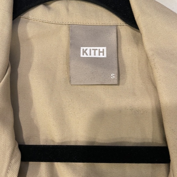 Set - Picture 3 of 3